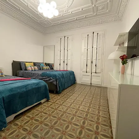 Bcn Private - Universitat Gra Hostel
