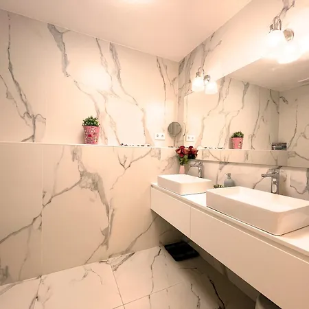 Hostel Bcn Private - Universitat Gra *